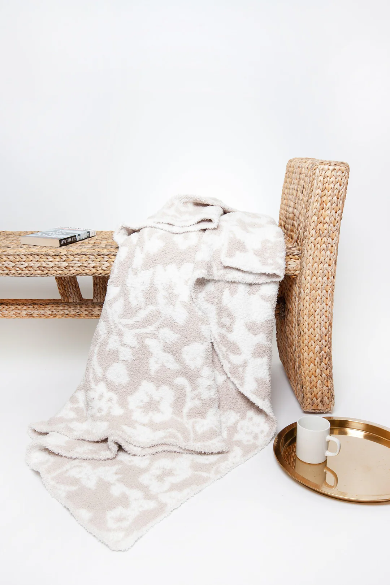 Blushing Beige & White Vintage Floral Print Extended Throw