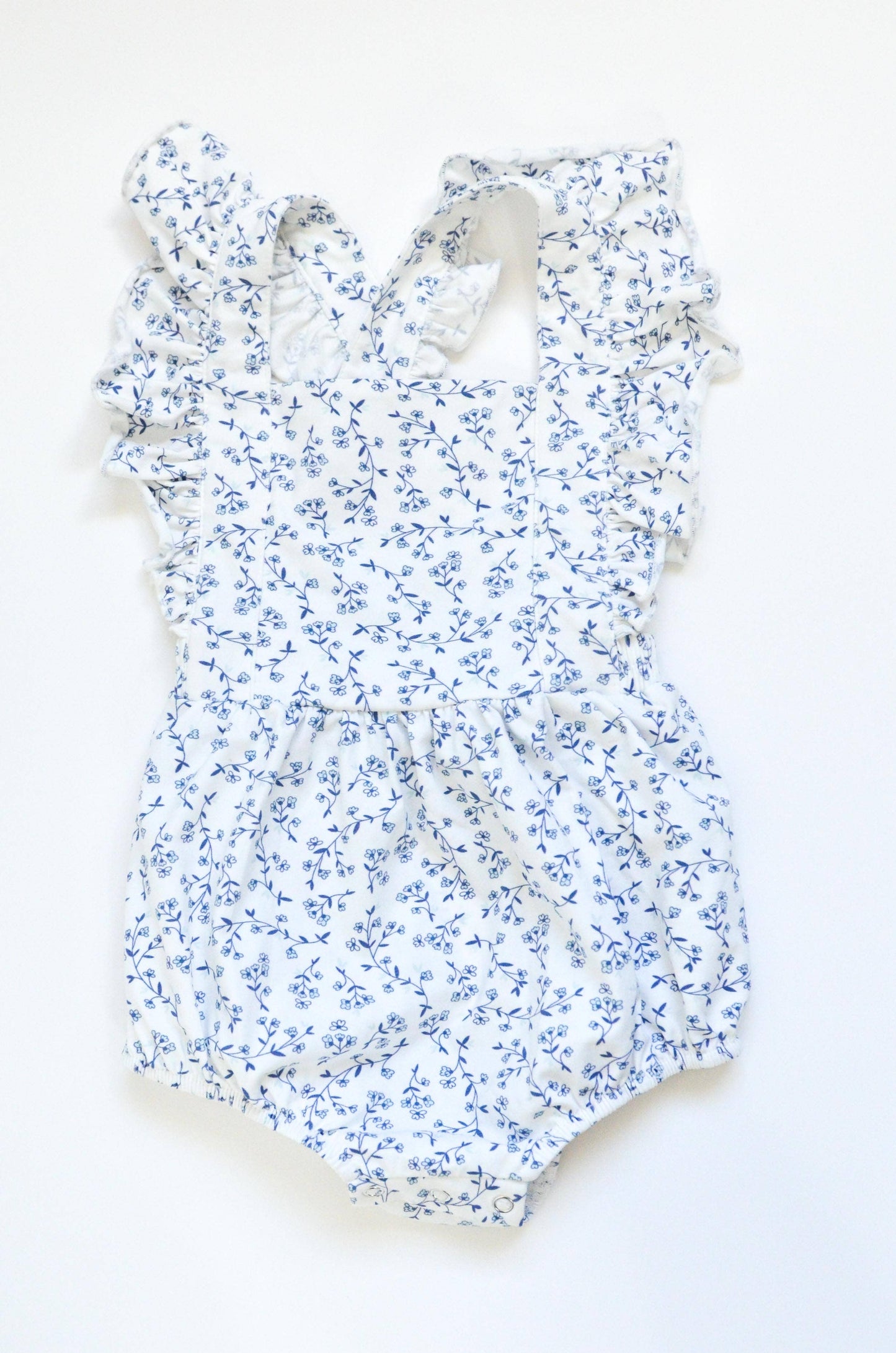 Emmy Romper in Ditsy Floral Azul