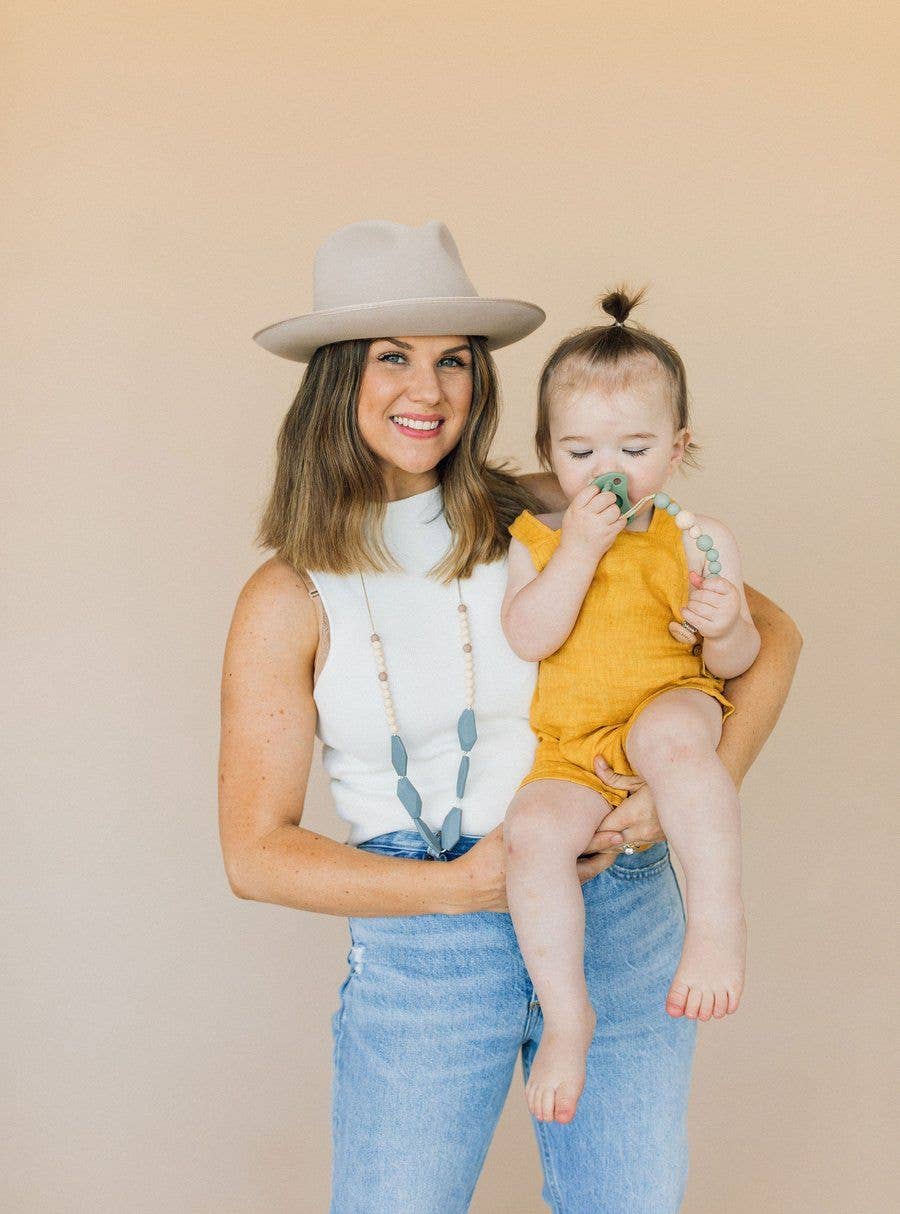 The Emerson Teething Necklace