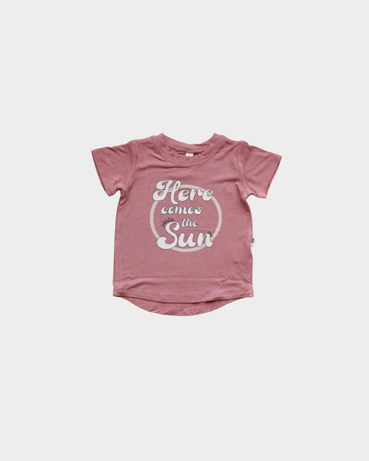 S23 D2: Girl's Screen-Printed Tee in Here Comes The Sun